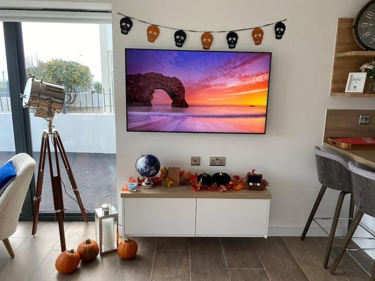 Brand New Beachfront Gf 2 Bed 6 Guests Apartment Bournemouth 0*,